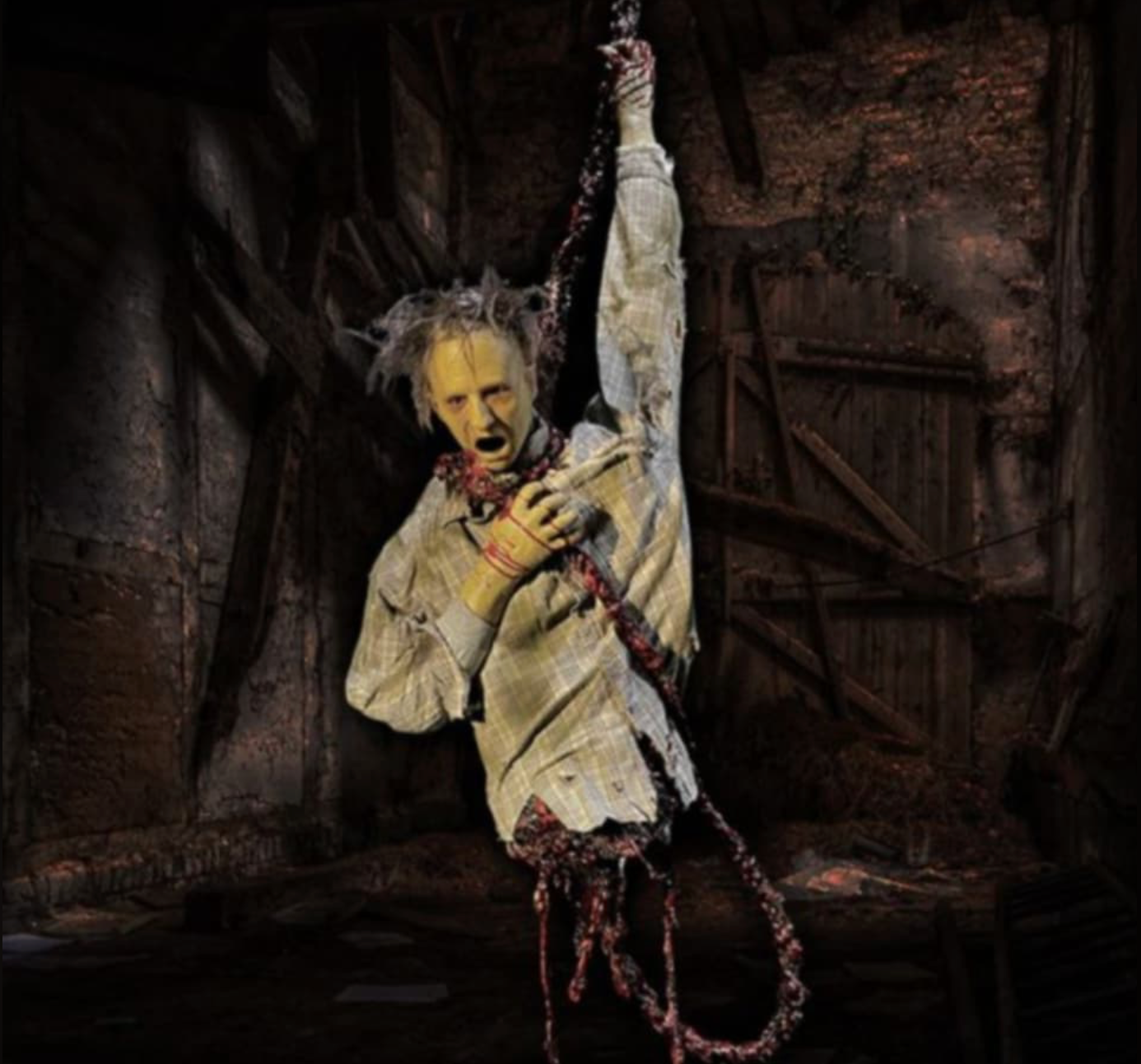 HORROR HANGING MAN